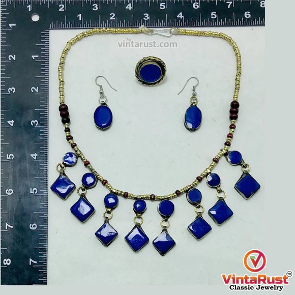 Coral Stone Beaded Choker with Ring and Earrings - Picture 7 of 7